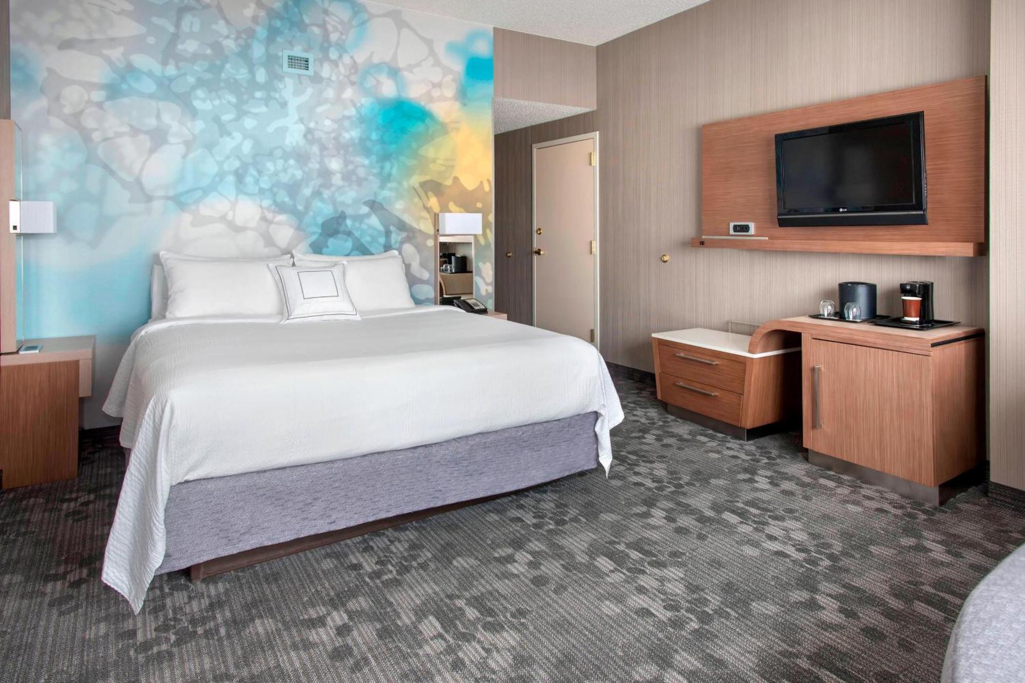 Courtyard By Marriott Newark Elizabeth Hotel Buitenkant foto